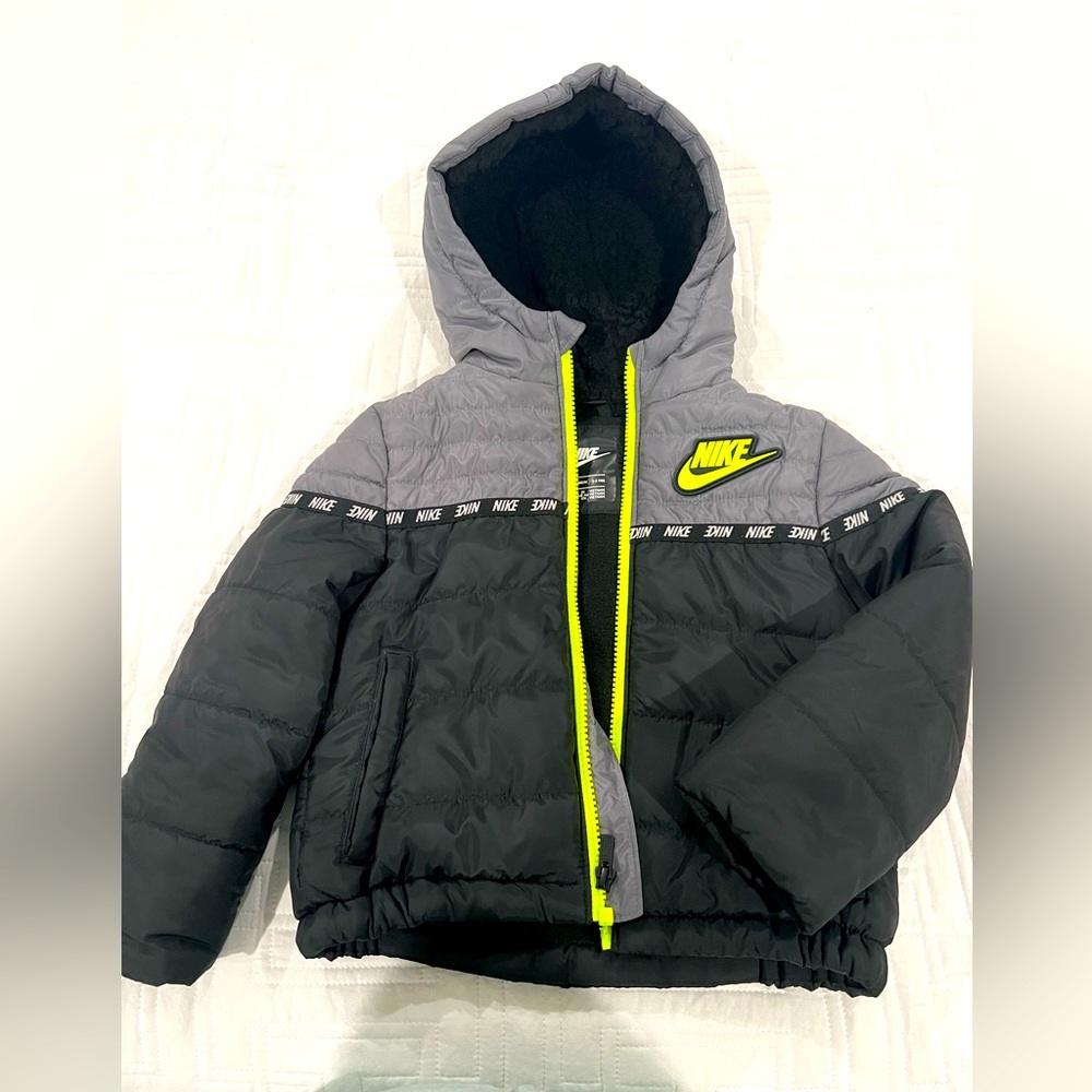 Nike full zip grey black puffer jacket, size 3T